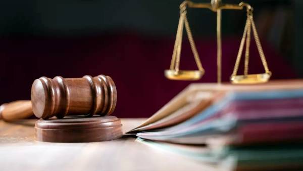 வழக்கு திருப்பம் 