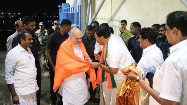 பிரபலம் 