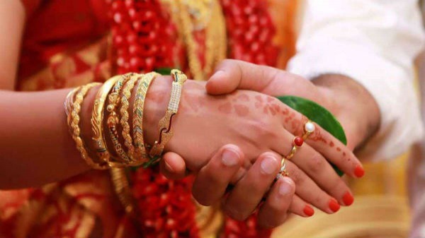 கணவன் மனைவி ஒற்றுமை 