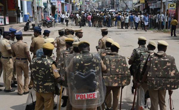 போராட்டம் போராட்டம்