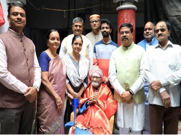 தர்மேந்திர பிரதான் ஆய்வு தர்மேந்திர பிரதான் ஆய்வு