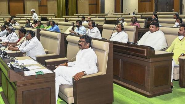 அதிரடி ஜார்க்கண்ட் அரசு அதிரடி ஜார்க்கண்ட் அரசு