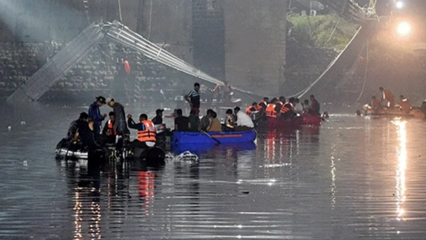  உயிர் பிழைத்தோம்