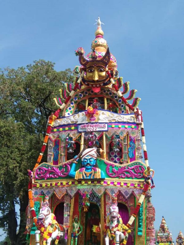  பவனி வந்த அழகிய சப்பரங்கள்