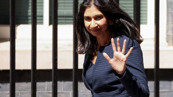 அகதிகள் படையெடுப்பு அகதிகள் படையெடுப்பு