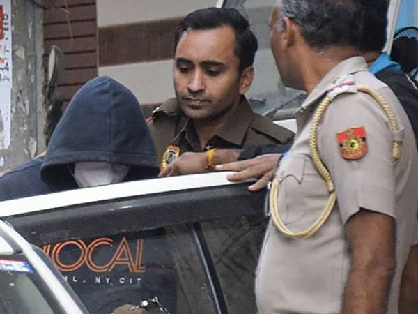 8 மணி நேரம் துருவி துருவி விசாரணை