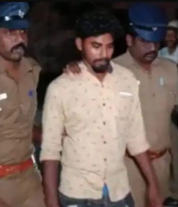 பழக்கடையில் பணியாற்றிய இளைஞர் 