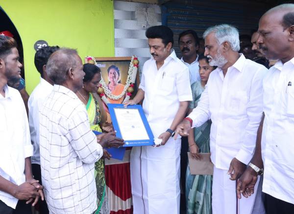  முதல்வர் ஸ்டாலின் ஆறுதல் 