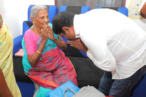 திருமாவளவன் தயாருடன் சந்திப்பு 