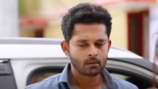 குழப்பத்தில் இருக்கும் பாரதி