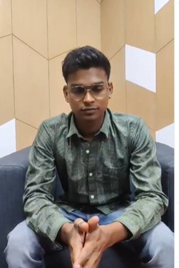 நம்புற மாதிரி இல்லையே பாஸ்