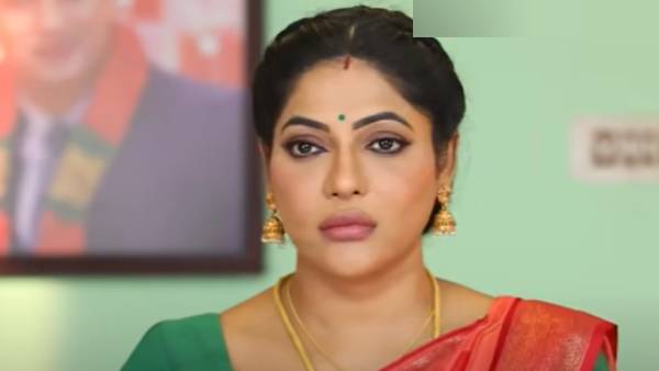 வில்லியாக மாறும் ராதிகா