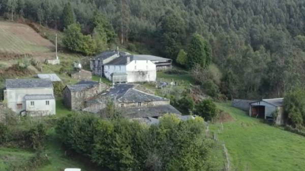 கைவிடப்பட்ட கிராமம்