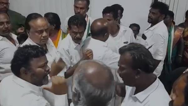 பின்னணி பின்னணி