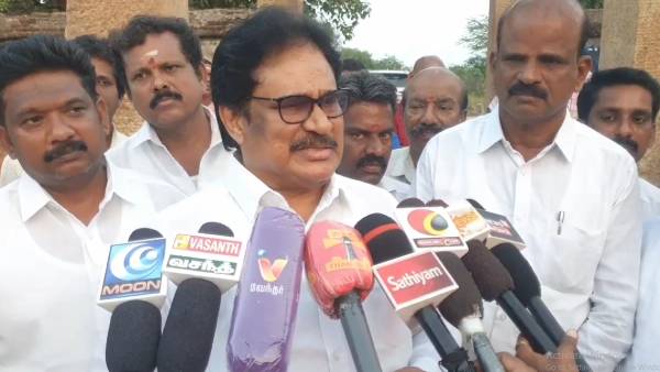 எதிர்க்கட்சியின் பணி