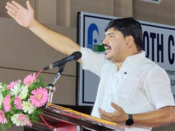  சாதிக் மீது வழக்குப்பதிவு 