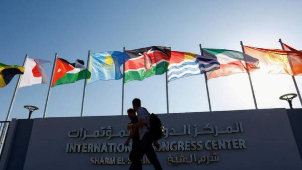 உலக தலைவர்கள் உலக தலைவர்கள்