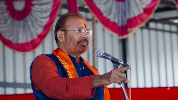 தனிக்கட்சி 