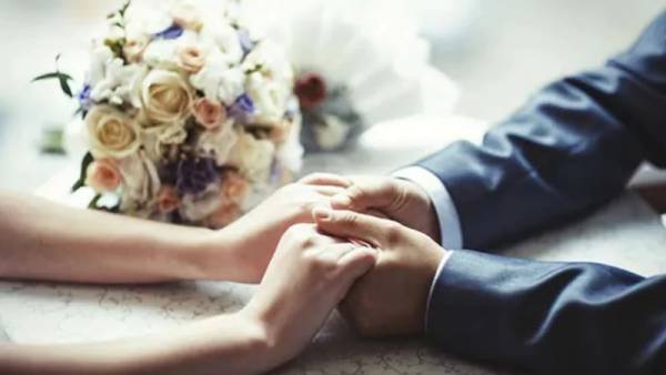 முதன் முதலாக சந்தித்தது முதன் முதலாக சந்தித்தது