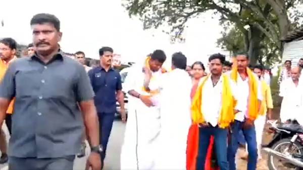 மலைவாழ் பகுதிகளுக்குச் சென்ற அண்ணாமலை மலைவாழ் பகுதிகளுக்குச் சென்ற அண்ணாமலை