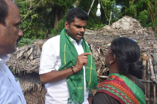 டெல்லி கொடுத்தது இவ்வளவு 