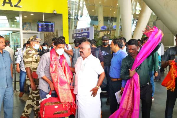 1,200 பேர் மீட்பு 