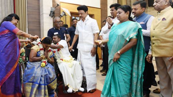 மாற்றுத் திறனாளிகள் 