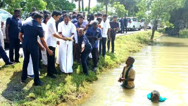 முதல்வர் நேரில் ஆறுதல் 