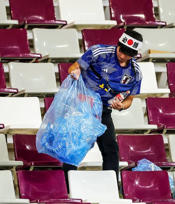 என்ன செய்தனர் 