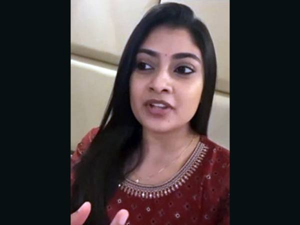 நடிகை அம்மு நடிகை அம்மு