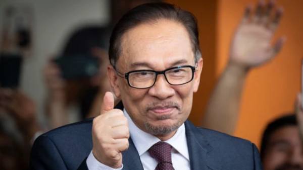 பிரதமராகும் அன்வர் இப்ராஹிம் 