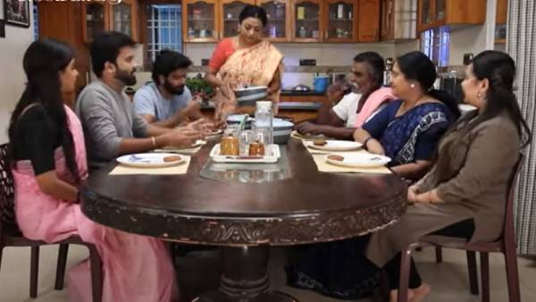 பாக்யா முடிவால் குடும்பத்தினர் கோபம் பாக்யா முடிவால் குடும்பத்தினர் கோபம்