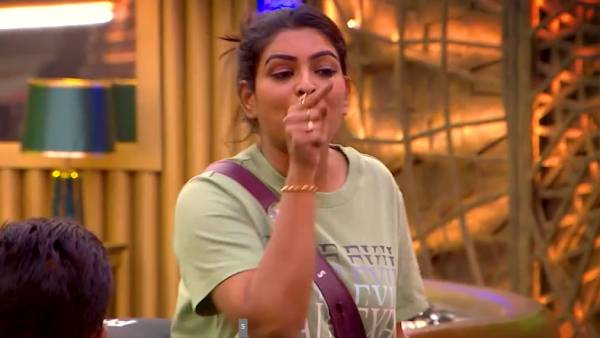 வீம்புக்கு விவாதம்