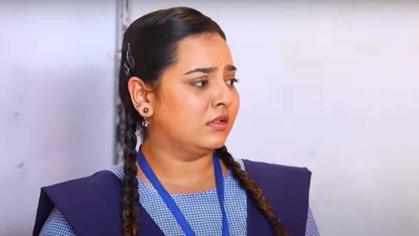 இனியாவிற்கு பள்ளியில் கிடைத்த அதிர்ச்சி 