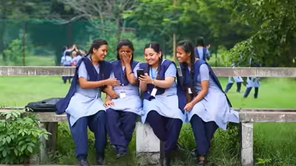 வேதனையில் எழில் 