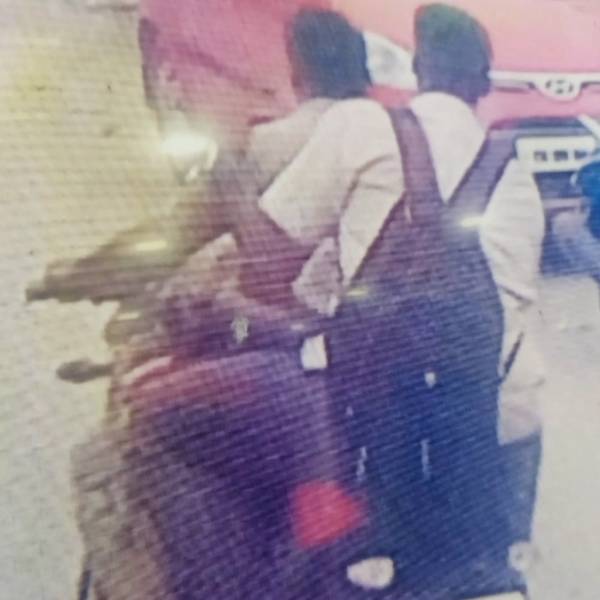 போலீஸ்காரரிடம் இருந்து மீட்டுத்தர வேண்டும் 