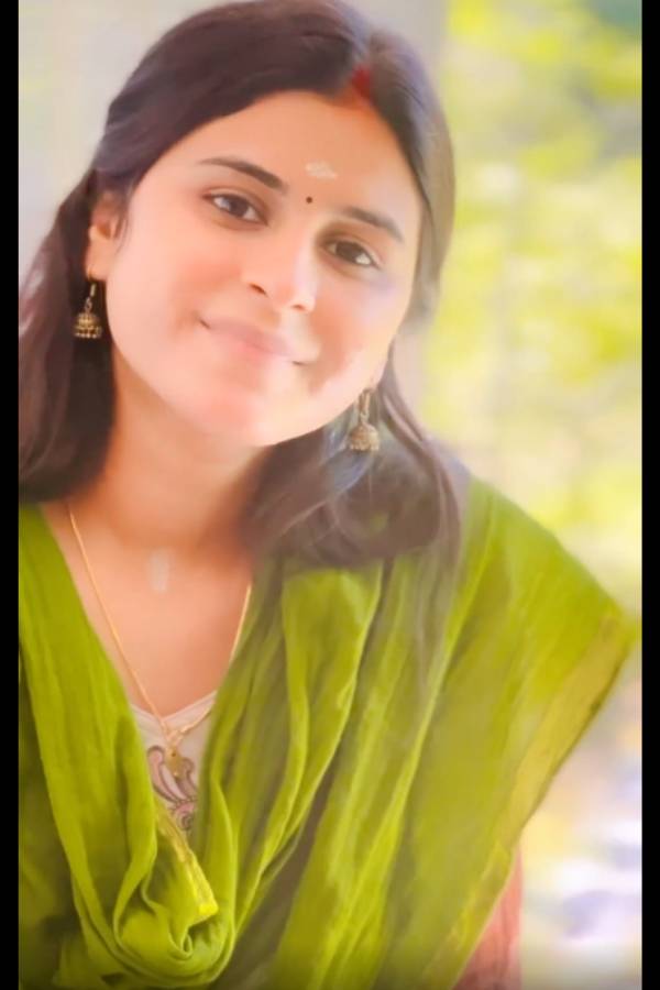 ராஜா ராணியில் அறிமுகம் ராஜா ராணியில் அறிமுகம்