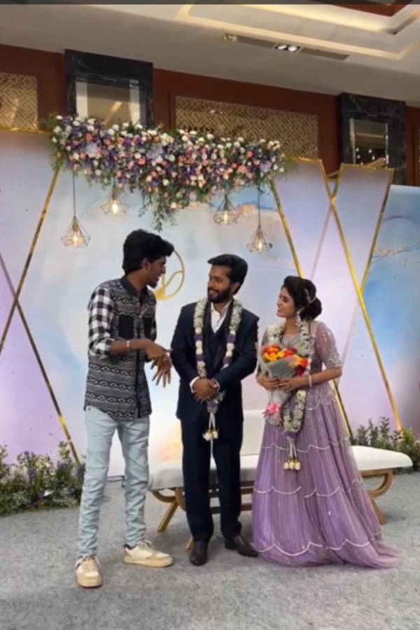 ரித்திகாவின் எளிமையான திருமணம்