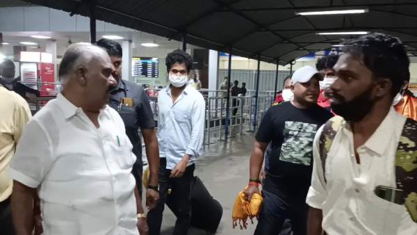  தமிழர்கள் மீட்பு 