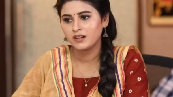 கோபியை உசுப்பேத்திய ராதிகா 
