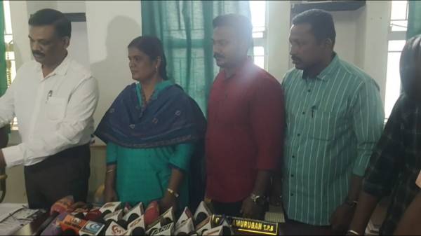  மாறு வேடத்தில் சிலை மீட்பு 