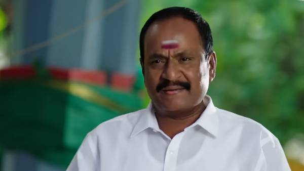 பட்டு வேட்டியில் சக்தி 