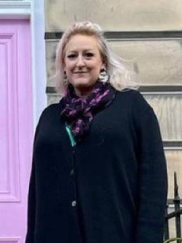 பிங்க் நிறம் பிங்க் நிறம்