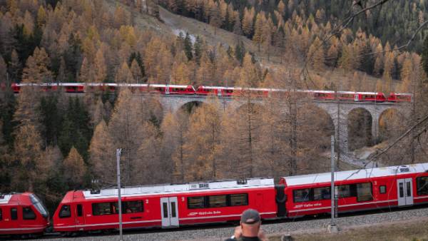 100 பெட்டிகள் 