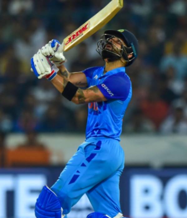 விராட் கோலியின் அரங்கேற்றம் விராட் கோலியின் அரங்கேற்றம்