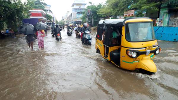 புதுவையில் மழை 