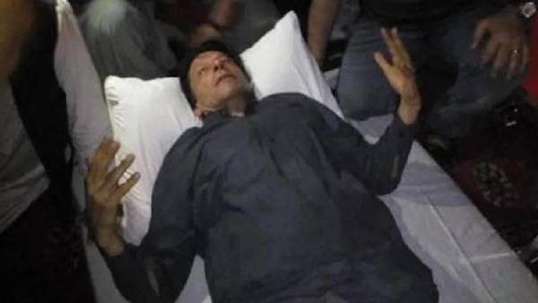 இம்ரான் கான் கட்சி பேரணி இம்ரான் கான் கட்சி பேரணி