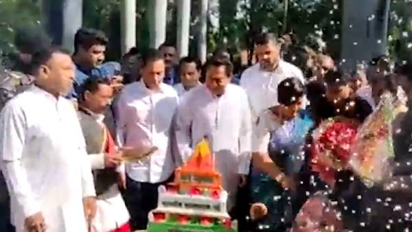  வெடித்தது சர்ச்சை.. 