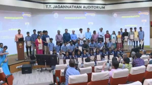  85 மாணவர்கள்