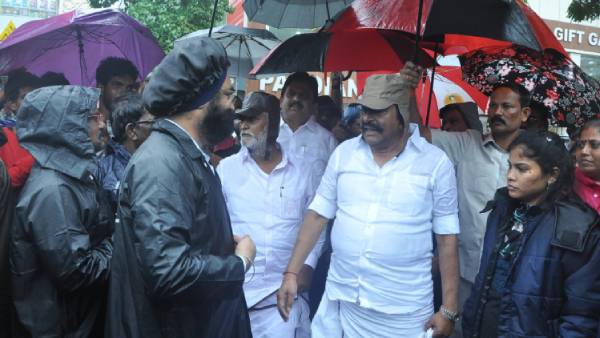 ஸ்பாட்டில் ப்ரியா ஸ்பாட்டில் ப்ரியா